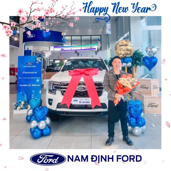 LỄ BÀN GIAO XE TẠI FORD NAM ĐỊNH